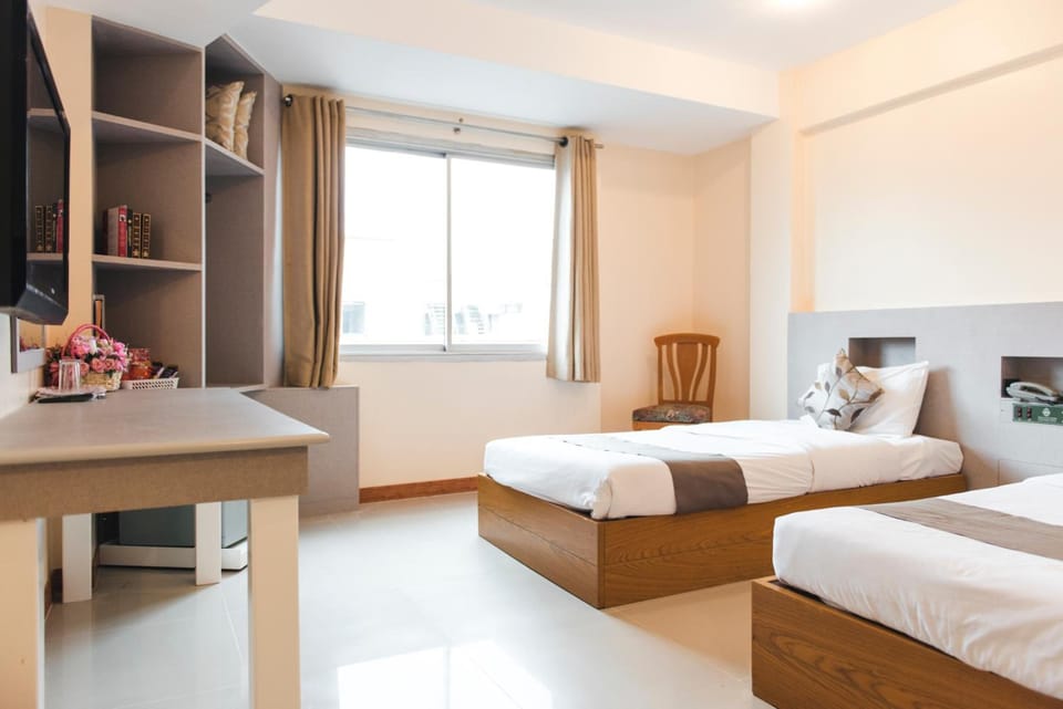 Minibar, desk, blackout drapes, free WiFi