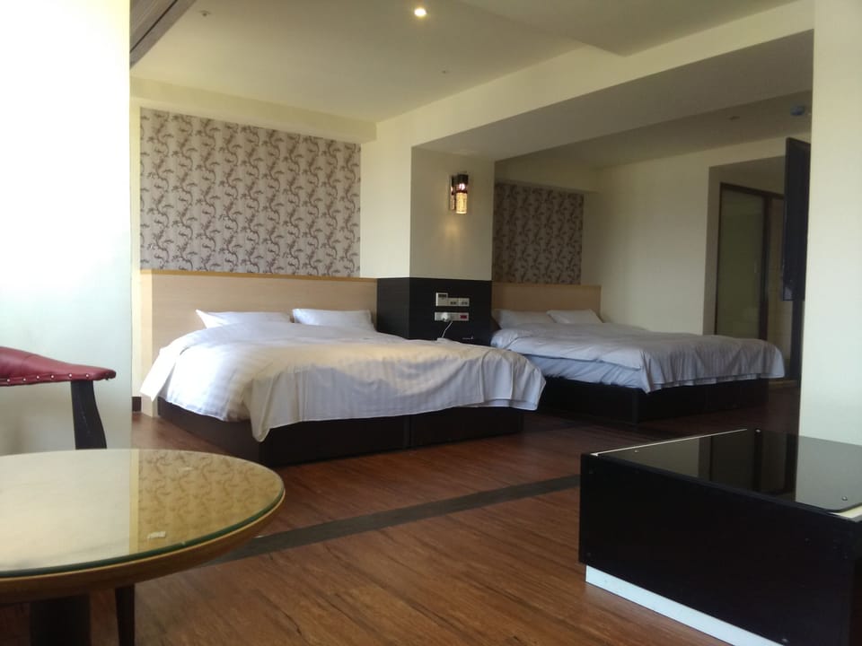 Deluxe Quadruple Room, Multiple Beds, Non Smoking | Down comforters, desk, soundproofing, free WiFi