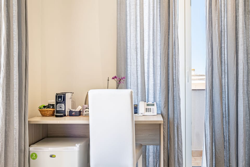 Luxury Quadruple Room | Egyptian cotton sheets, premium bedding, memory foam beds, minibar
