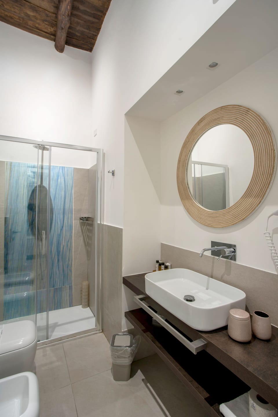Shower, hydromassage showerhead, hair dryer, slippers