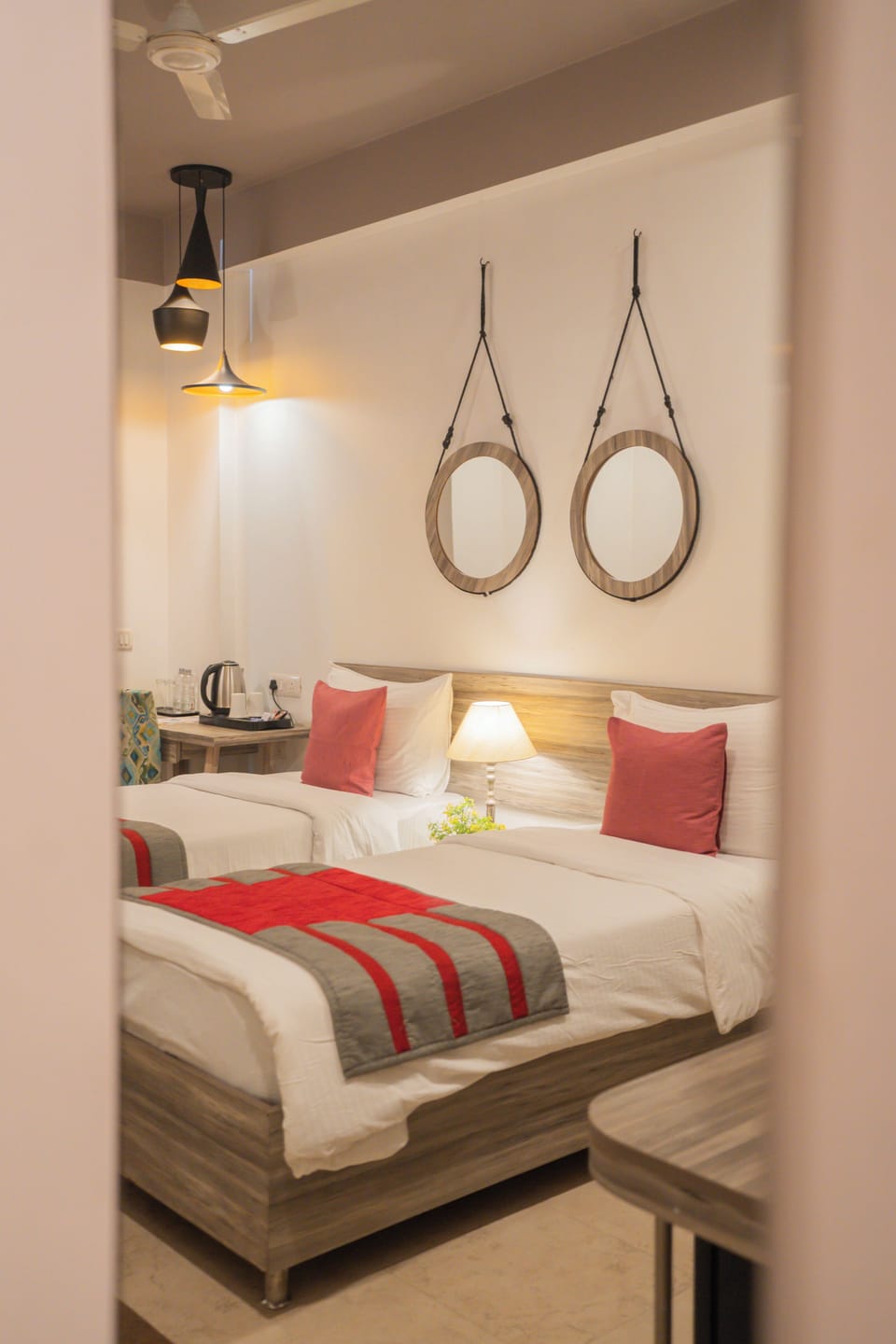 Deluxe Room | Premium bedding, in-room safe, desk, laptop workspace