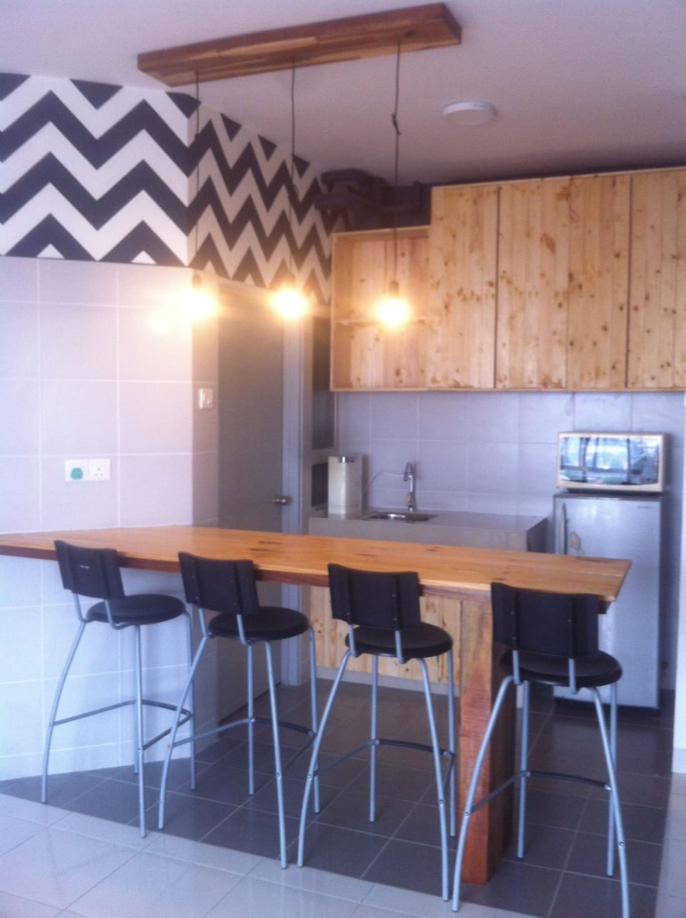Family Condo, Multiple Beds, Non Smoking | In-room dining