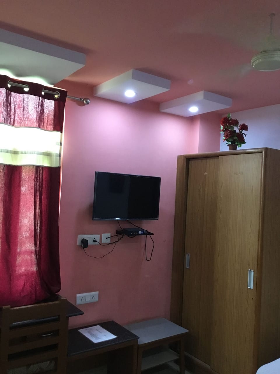 In-room safe, individually decorated, individually furnished, desk