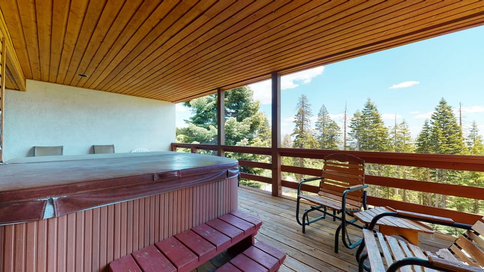Condo, 4 Bedrooms | Spa | Hot tub