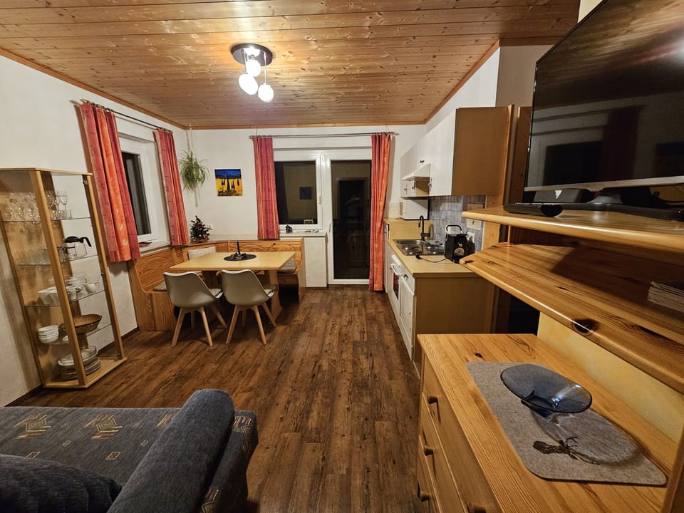 Apartment, Non Smoking (B1) | Living area | TV