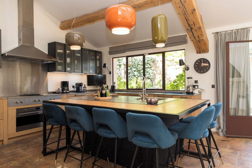 Villa, 4 Bedrooms, Garden View | Private kitchen