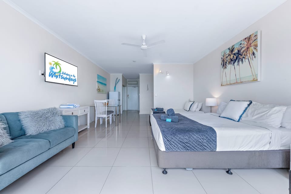 Superior Studio Apartment | In-room safe, individually decorated, individually furnished