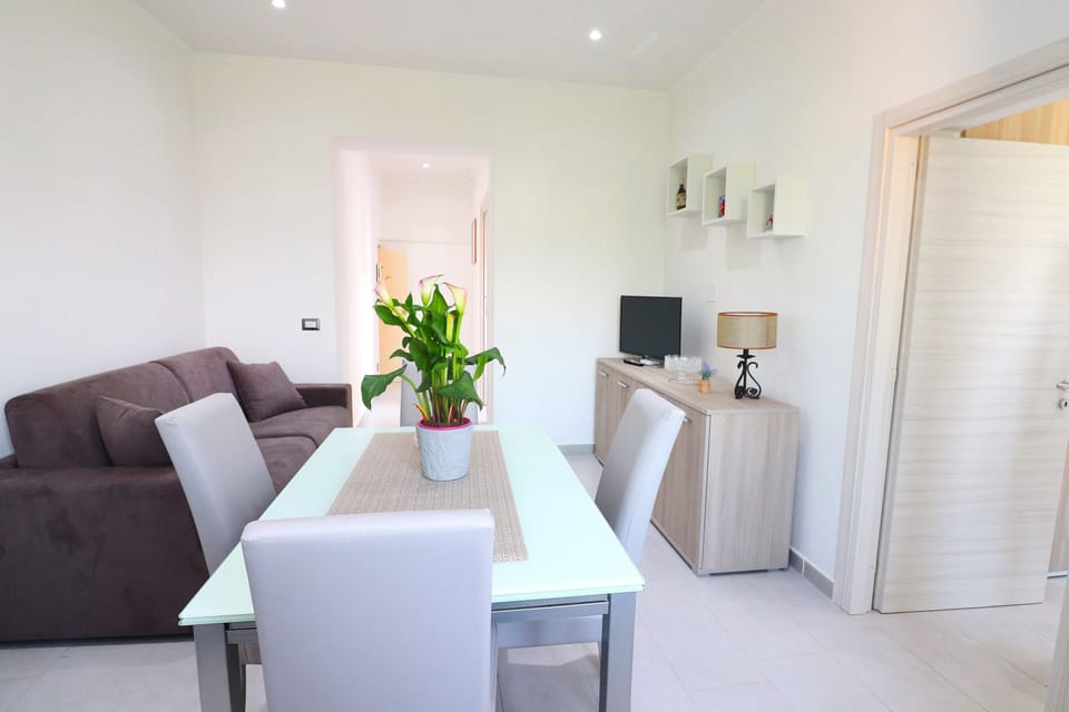 City Apartment, 1 Bedroom | Living area | Flat-screen TV