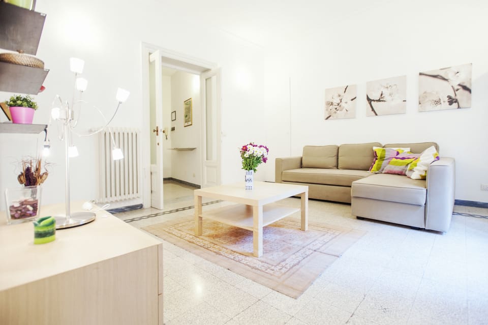 Apartment, 3 Bedrooms | Living room | Flat-screen TV