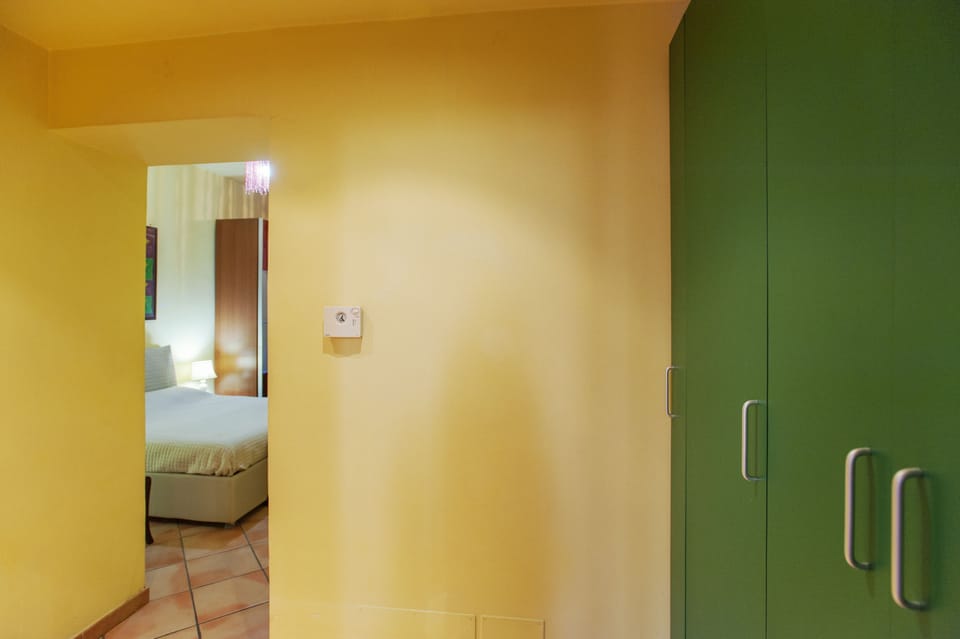 Apartment, 2 Bedrooms | 2 bedrooms, individually decorated, individually furnished, desk