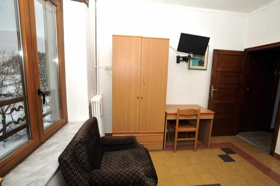 Single Room, 1 Twin Bed, Non Smoking | Room amenity