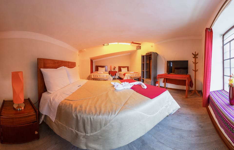 Classic Quadruple Room, Private Bathroom | Blackout drapes, free WiFi, bed sheets