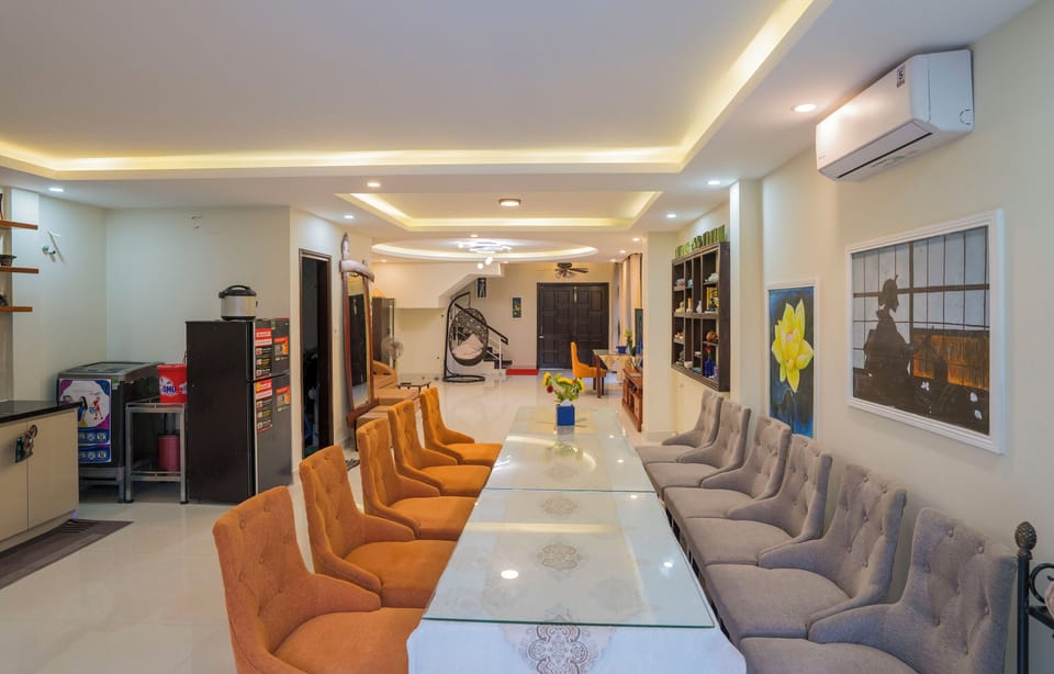Deluxe Villa, 6 Bedrooms, Pool View | Private kitchen | Mini-fridge, eco-friendly cleaning products, paper towels