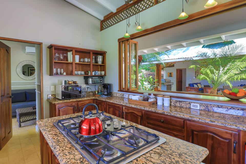 Superior Villa, 4 Bedrooms, Private Pool, Ocean View | Private kitchen | Coffee/tea maker, fridge, microwave, oven