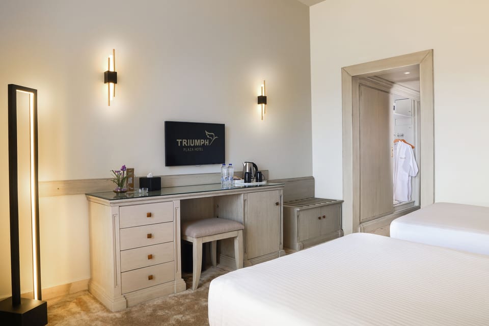 Premium bedding, in-room safe, desk, blackout drapes