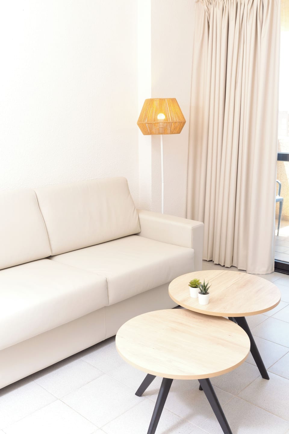 2 bedrooms, in-room safe, iron/ironing board, WiFi (free)