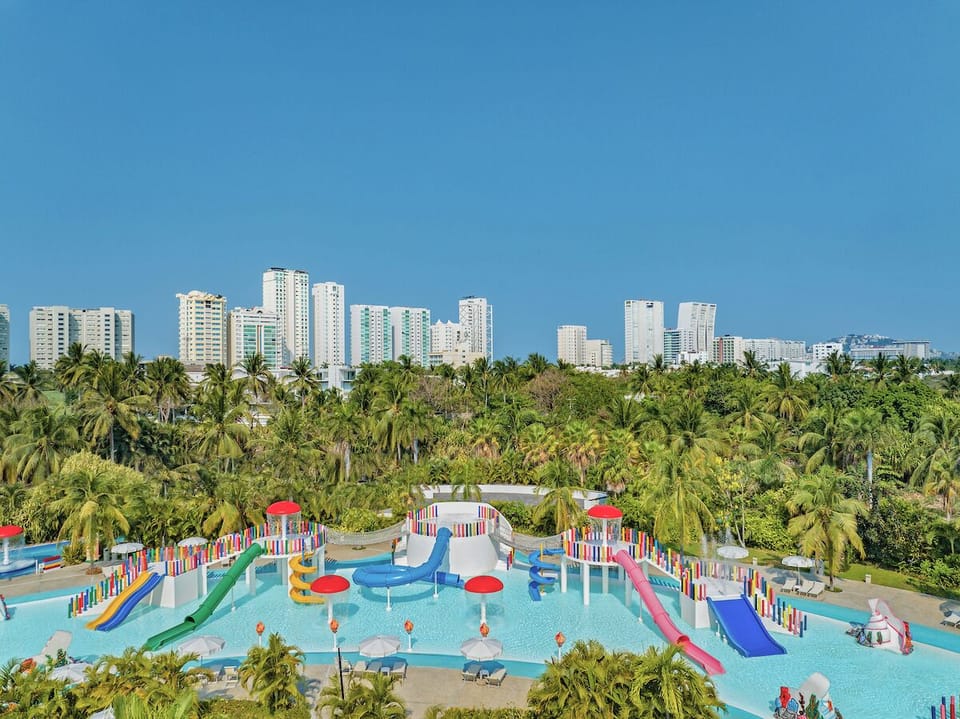 Ocean Breeze Acapulco Resort in Acapulco