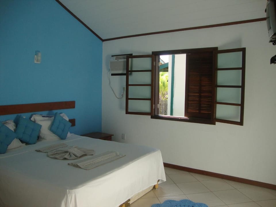 Minibar, soundproofing, free WiFi, bed sheets
