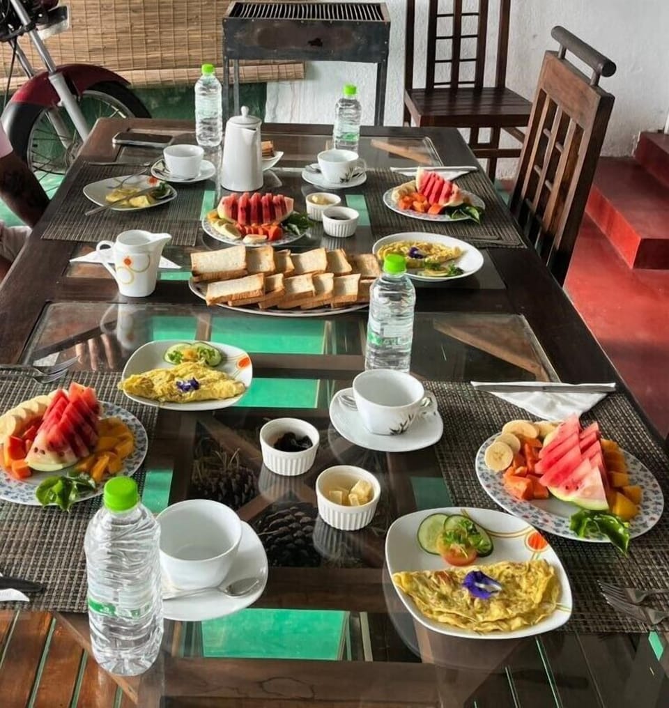 Ella Nature Life Guest and Restaurant Hostel in Ella