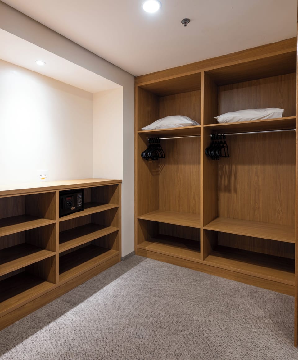 Minibar, in-room safe, desk, blackout drapes