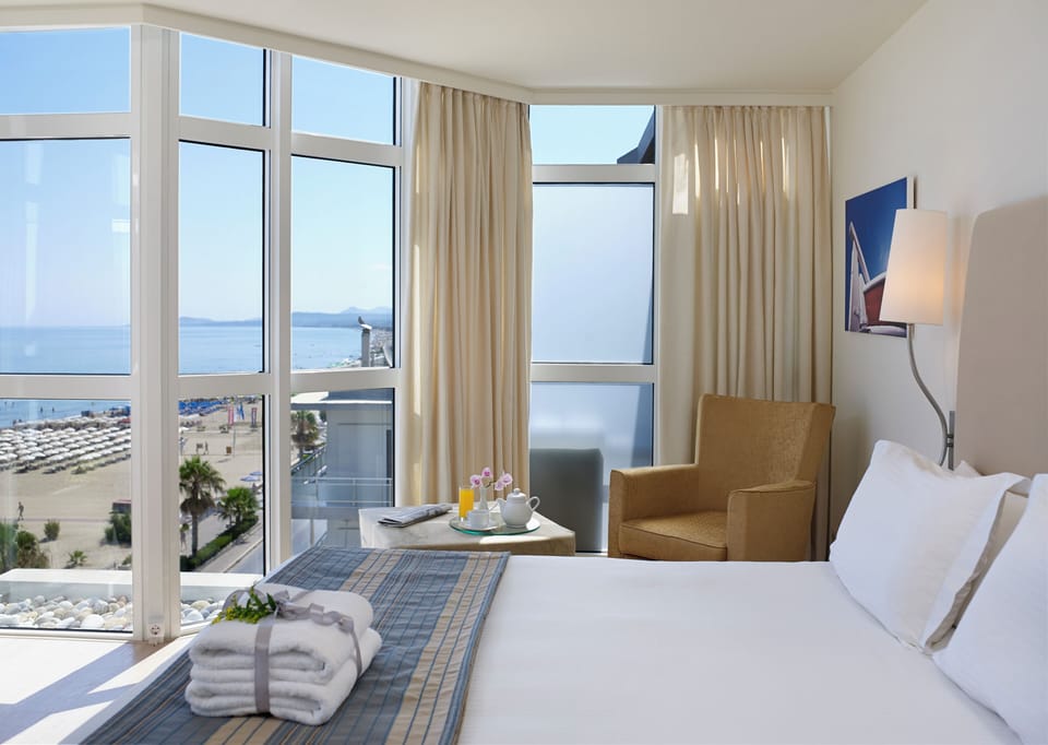 Deluxe Suite Sea View & Jacuzzi | View from room