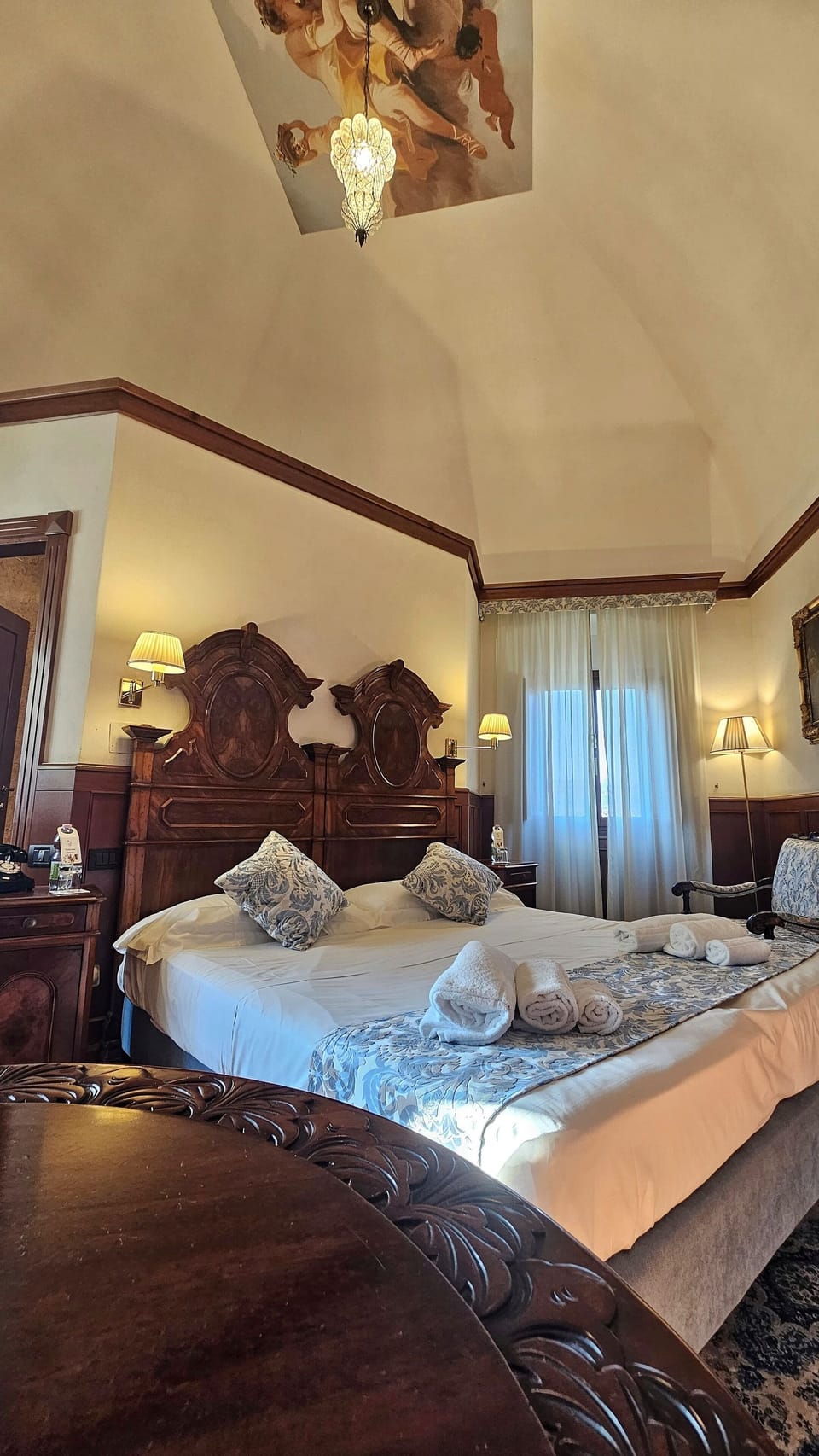 Deluxe Room | Minibar, desk, free WiFi, bed sheets