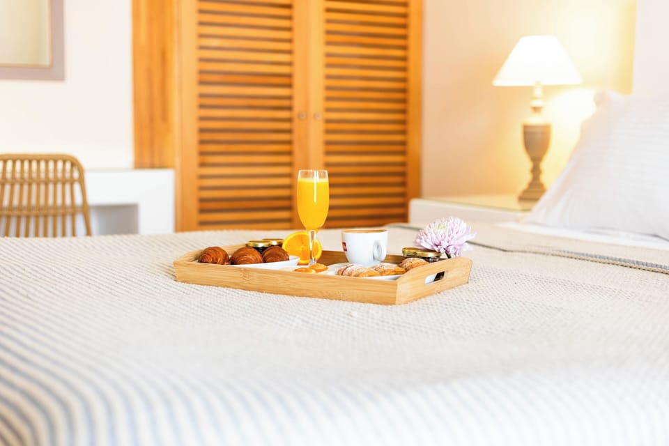 In-room safe, desk, blackout drapes, soundproofing