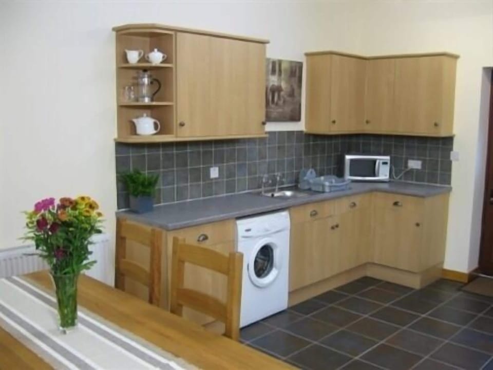 Cottage, Shared Bathroom (The Shippon - Broomedge  ) | Private kitchen
