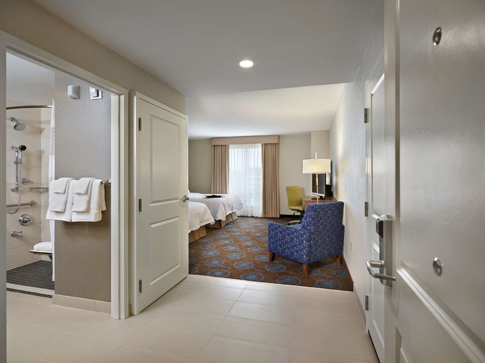 Minibar, in-room safe, blackout drapes, soundproofing