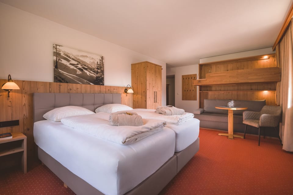 1 bedroom, in-room safe, desk, soundproofing