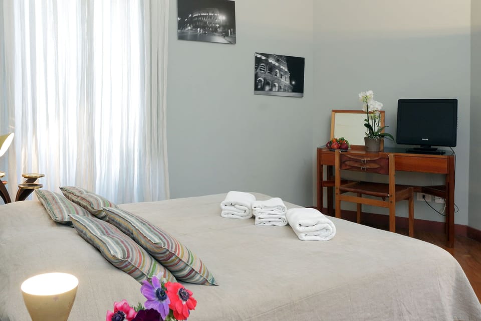 Superior Room | In-room safe, desk, free WiFi