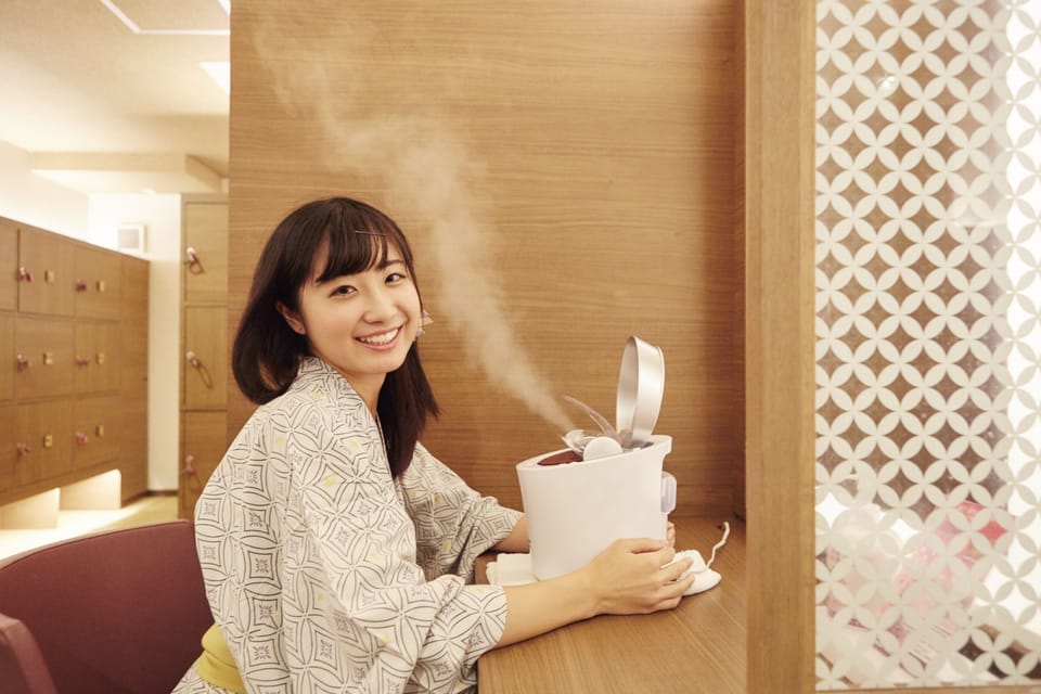Sauna, aromatherapy, deep-tissue massages, body scrubs, facials