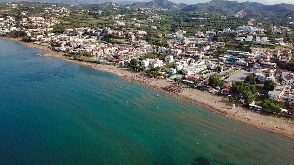 Folia Apartments Hotel in Agia Marina