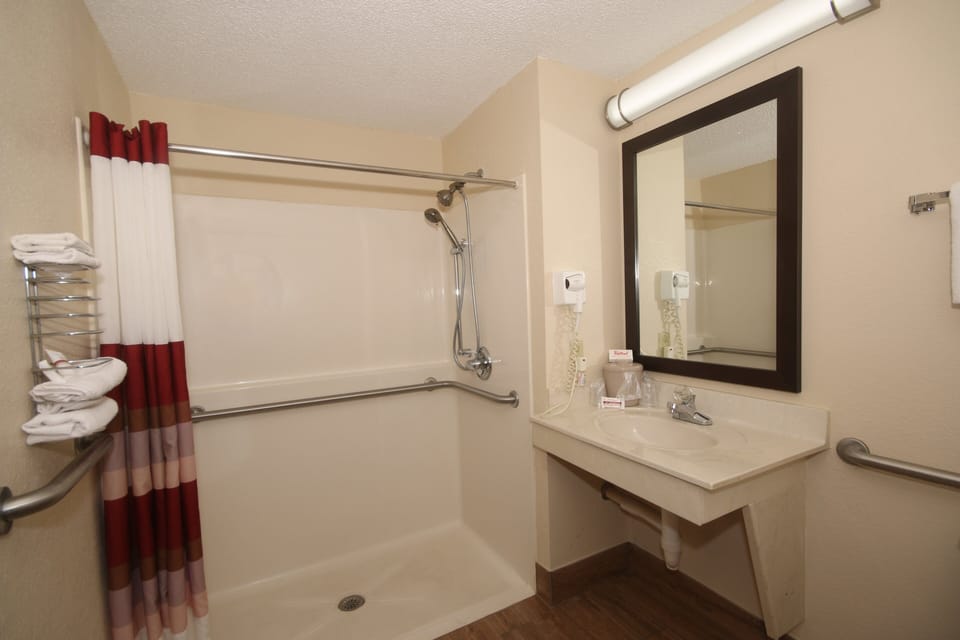 Free toiletries, hair dryer, towels, soap