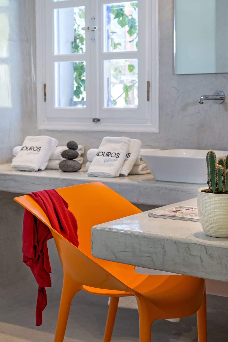 Shower, free toiletries, hair dryer, bathrobes