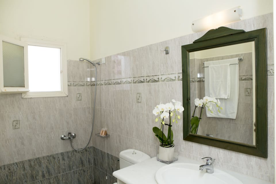 Meli Meli Bed and Breakfast in Santorini
