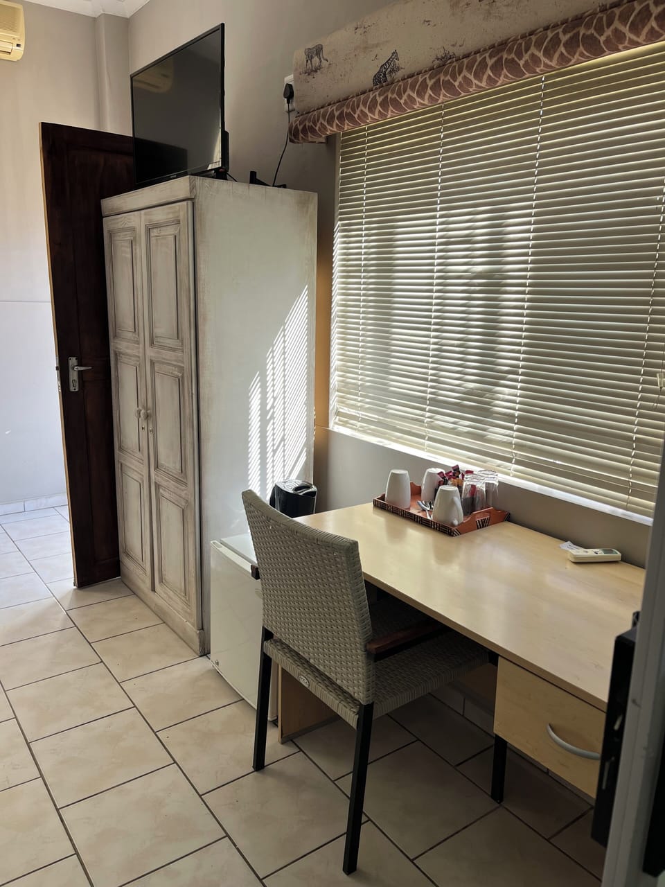 Standard Triple Room (Family Room 10) | Premium bedding, desk, WiFi (free), bed sheets