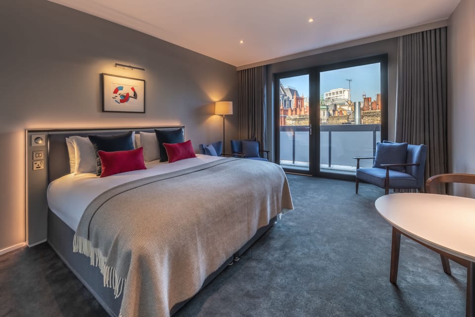 Junior Suite | In-room safe, desk, laptop workspace, iron/ironing board