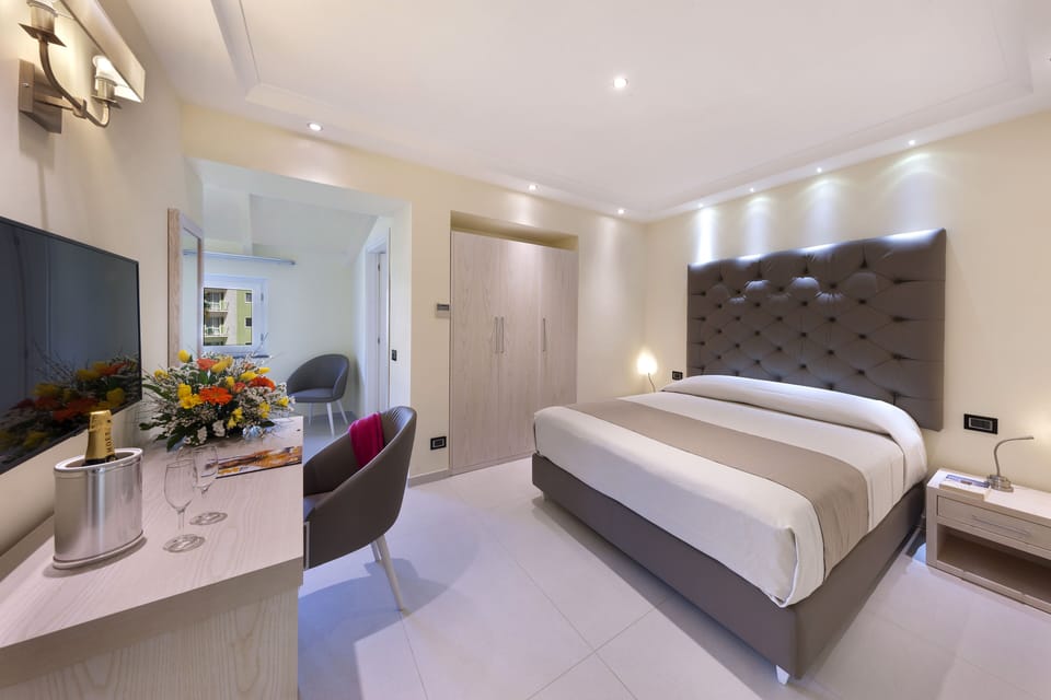 Frette Italian sheets, premium bedding, down comforters, pillowtop beds