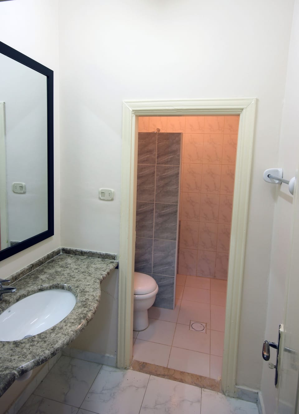 AL Wahi Furnished Suites Apartment hotel in Africa