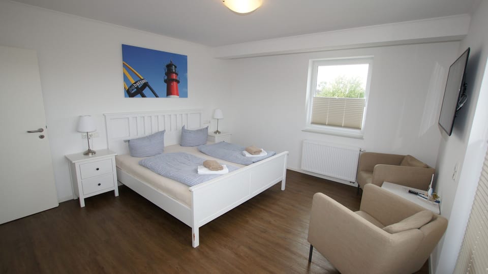 Premium Double Room, Balcony | Blackout drapes, free cribs/infant beds, free WiFi, bed sheets