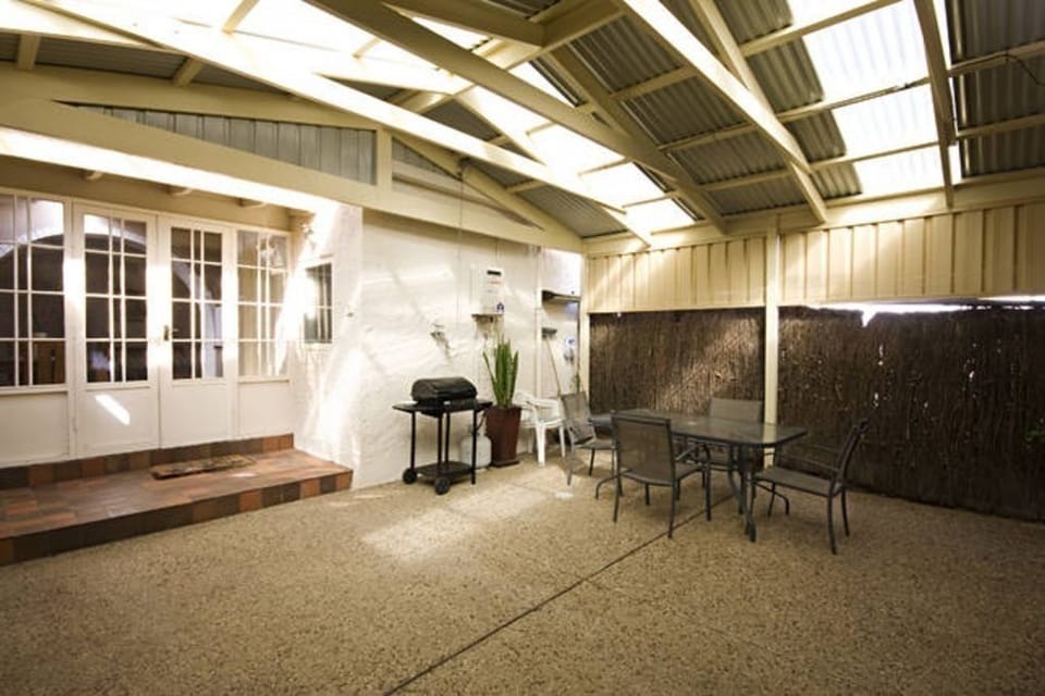 House, 3 Bedrooms | Terrace/patio