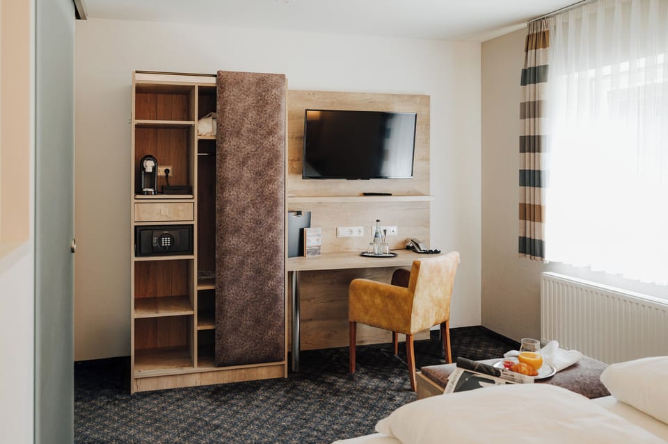 Wellness Double Room | Hypo-allergenic bedding, in-room safe, desk, soundproofing