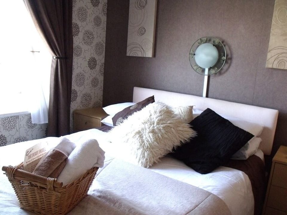 Double Room, Shared Bathroom