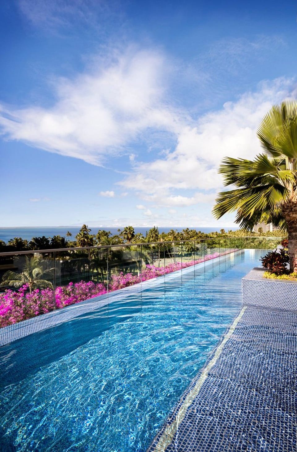 Outdoor pool, open 6:00 AM to 10:00 PM, sun loungers