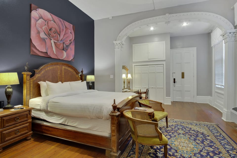 Superior Room, 1 King Bed | Memory foam beds, iron/ironing board, free WiFi, bed sheets