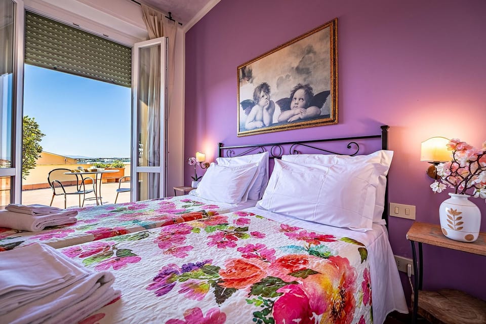 Double Room | Memory foam beds, minibar, blackout drapes, iron/ironing board
