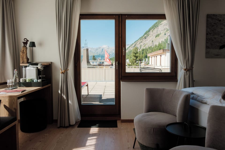 Deluxe Double Room | Premium bedding, down comforters, in-room safe, blackout drapes