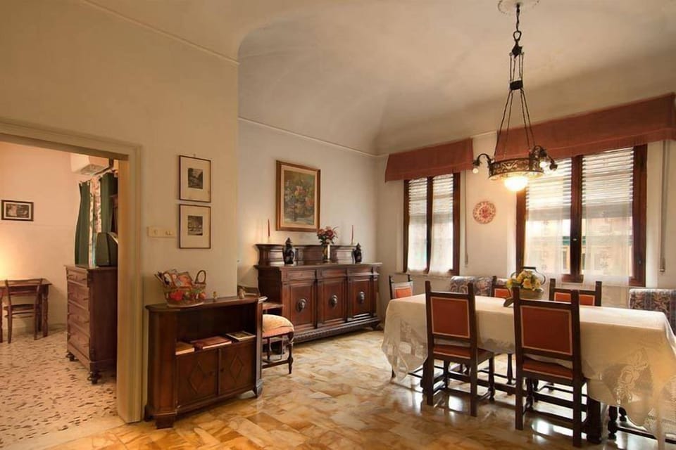 Double Room | Breakfast area | Daily cooked-to-order breakfast for a fee