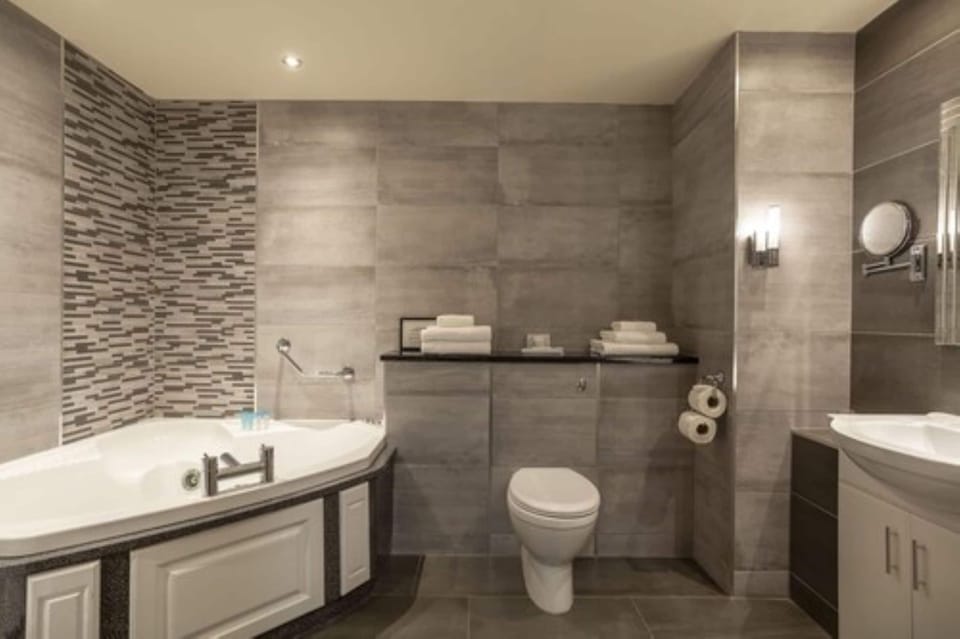 In-room safe, desk, blackout drapes, iron/ironing board